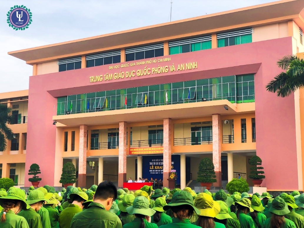 Khuôn viên trường ĐH BÁCH KHOA ĐÀ NẴNG
