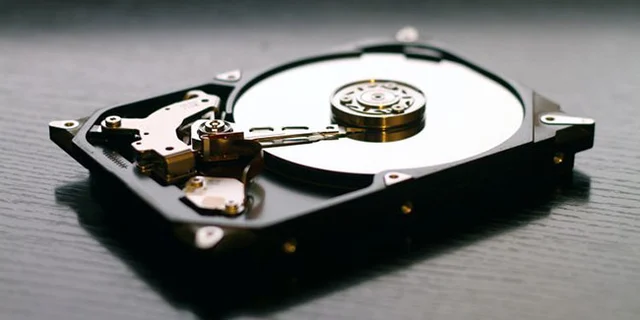 HDD 